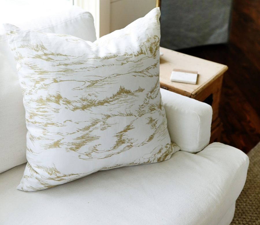 LOW COUNTRY Pillow | Straw